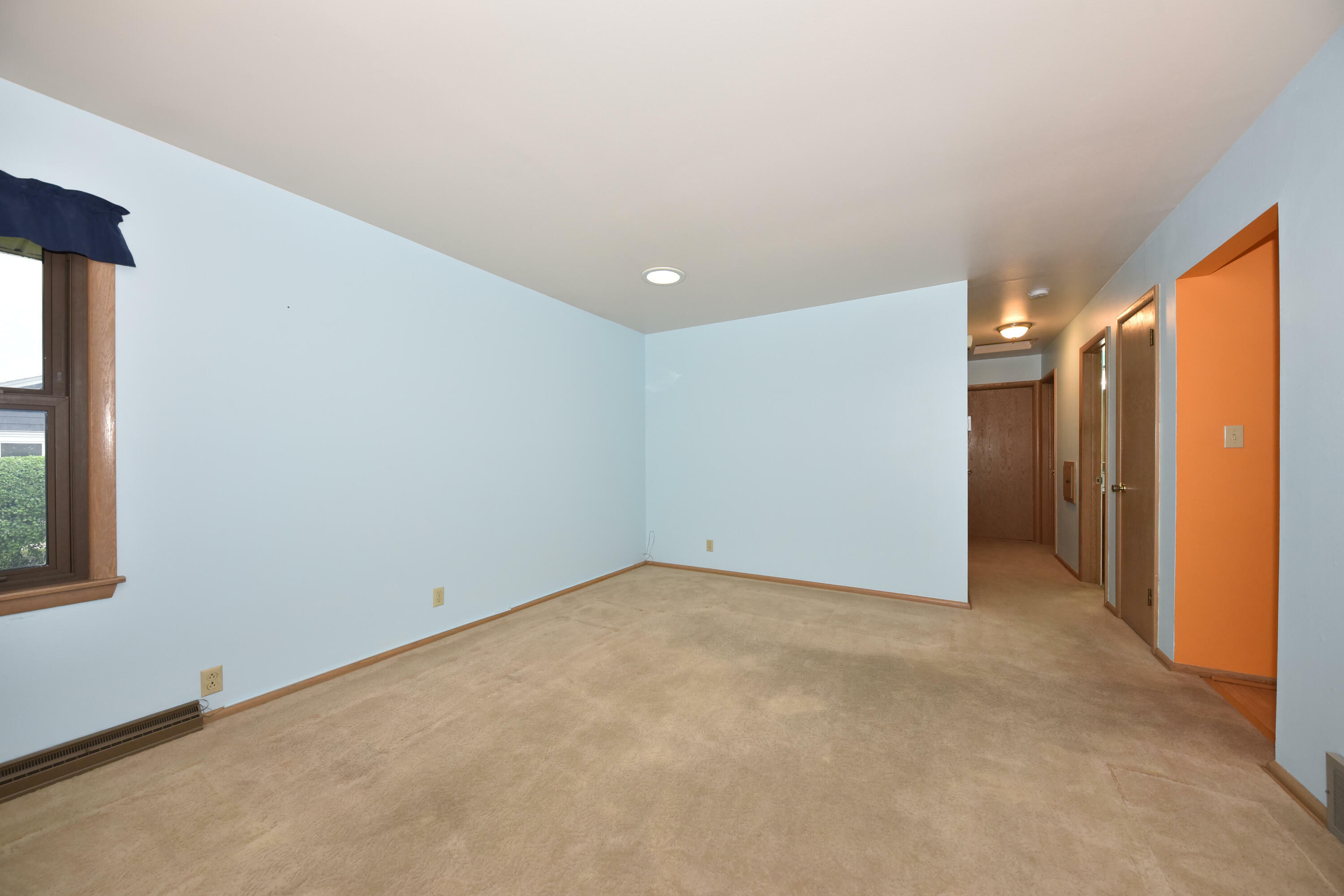 Property Photo: 1006 S 91st St WI 53214