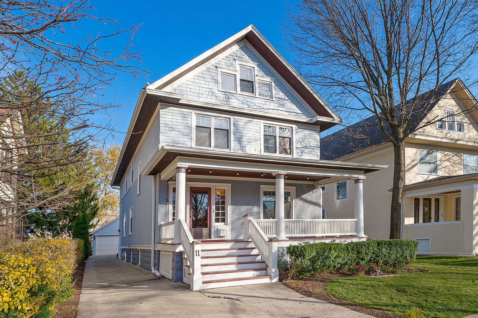 Property Photo:  11 S Catherine Avenue  IL 60525 