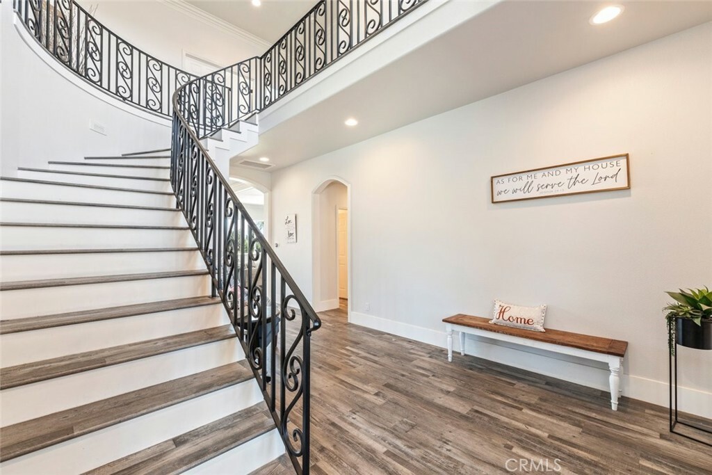 Property Photo: 38855 Bella Vista Road CA 92592