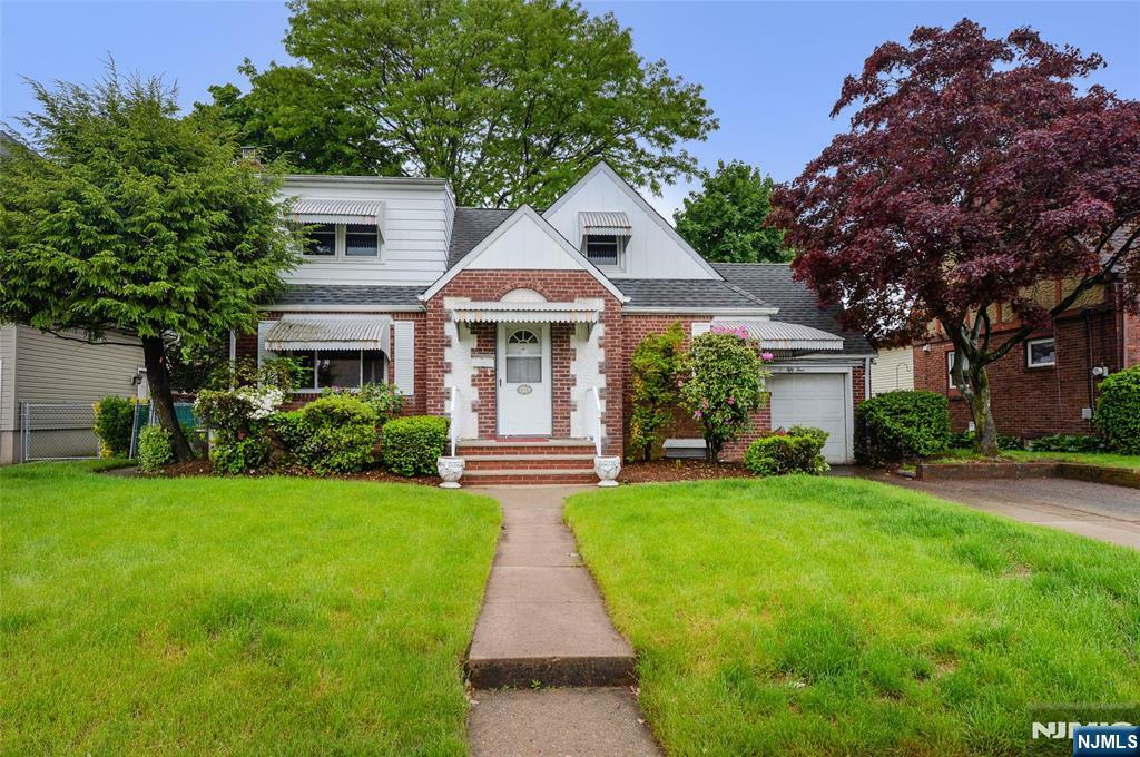 0-54 W Amsterdam Avenue  Fair Lawn NJ 07410 photo