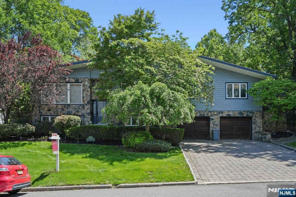 Property Photo: 559 Nordhoff Drive NJ 07605