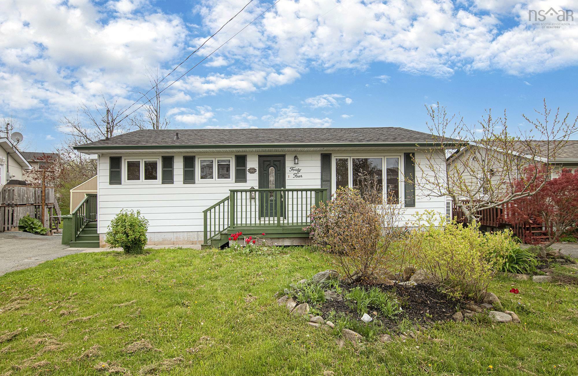 44 Leacock Court  Cole Harbour NS B2W 4J4 photo