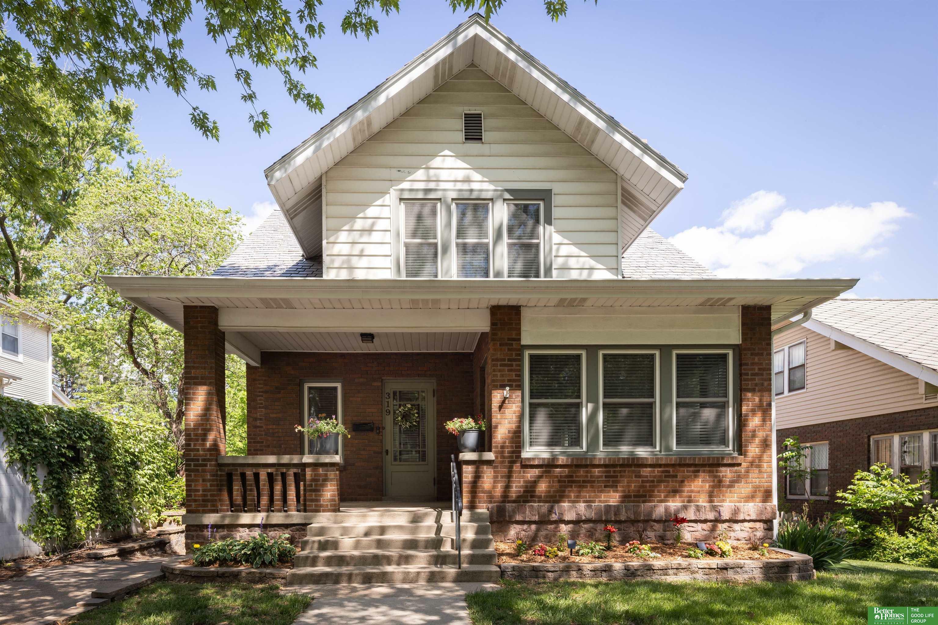 Property Photo: 319 N 37 Street NE 68131