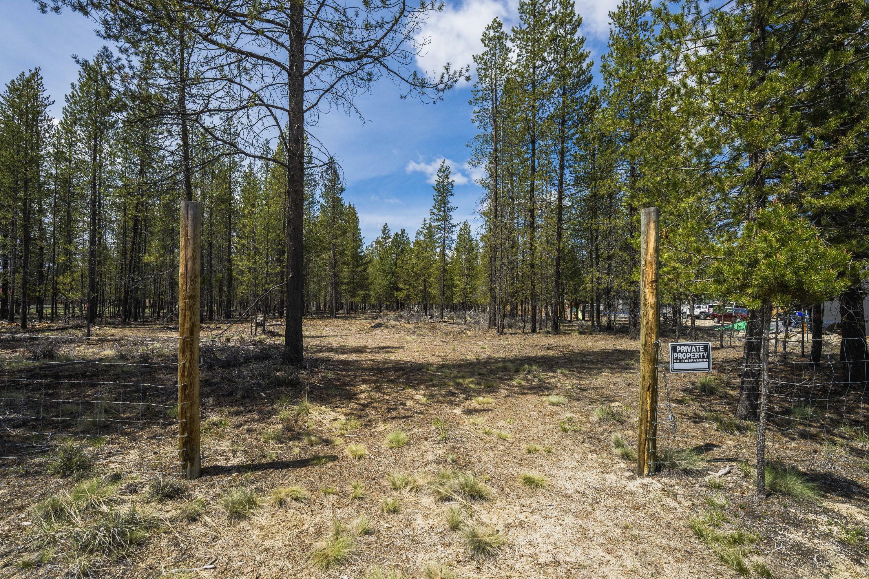 Property Photo: 63 Lanewood Drive OR 97739