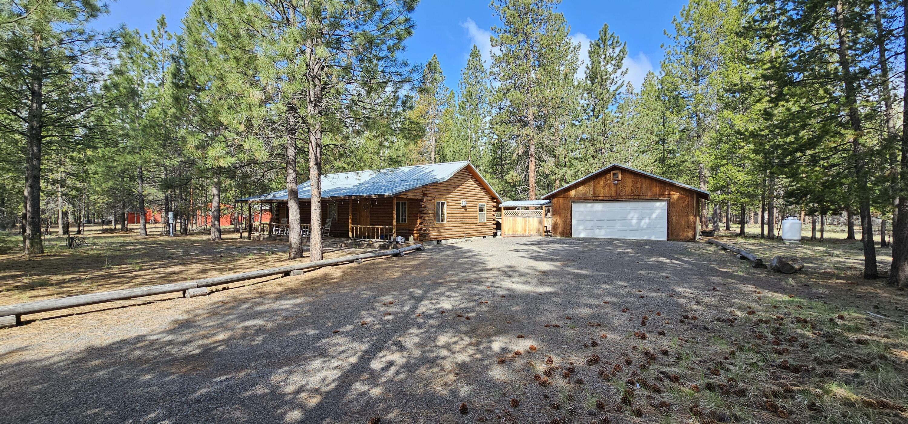 Property Photo: 51862 Pine Loop Drive OR 97739