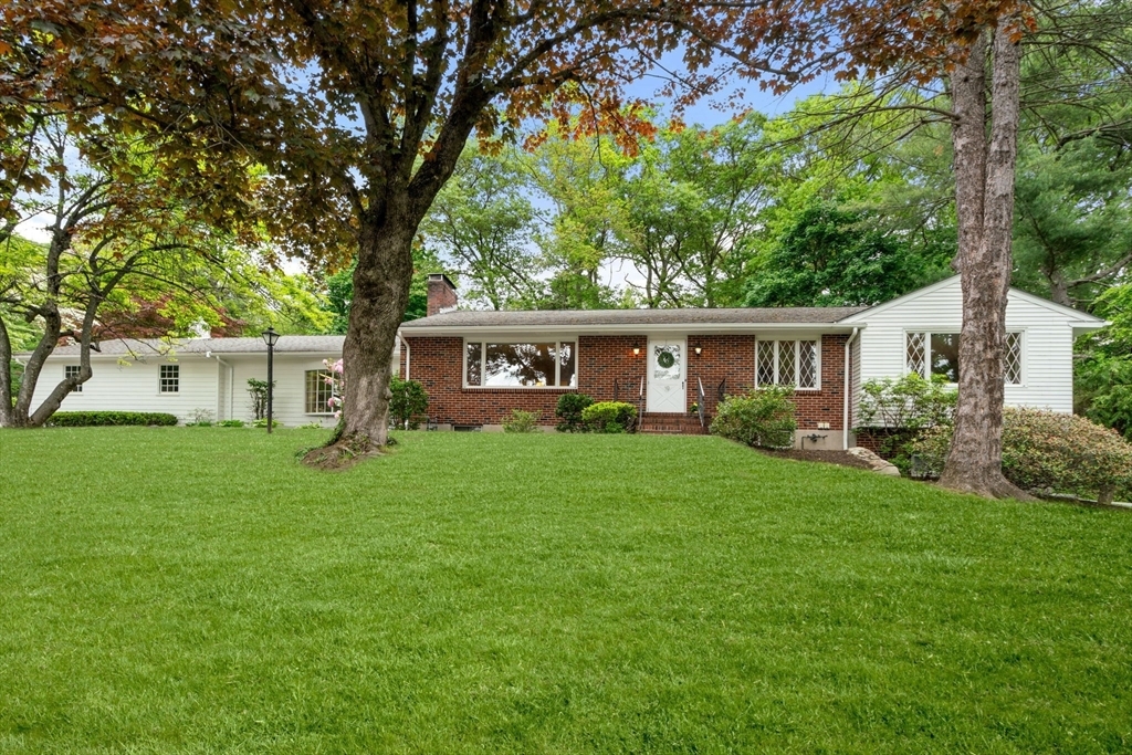 Property Photo:  19 Bosworth Rd  MA 01701 