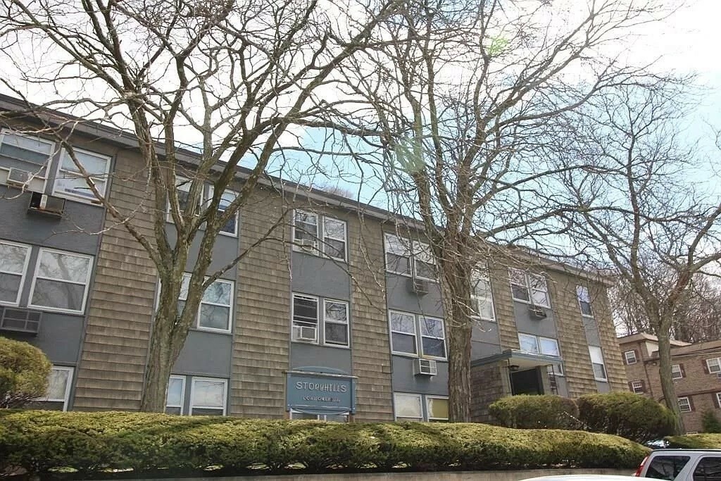 Property Photo: 318 Nesmith Street 10 MA 01852