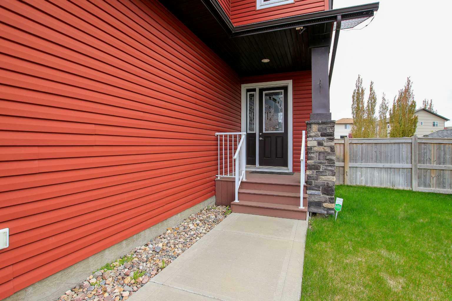 Property Photo: 121 Traptow Close AB T4P 0N5