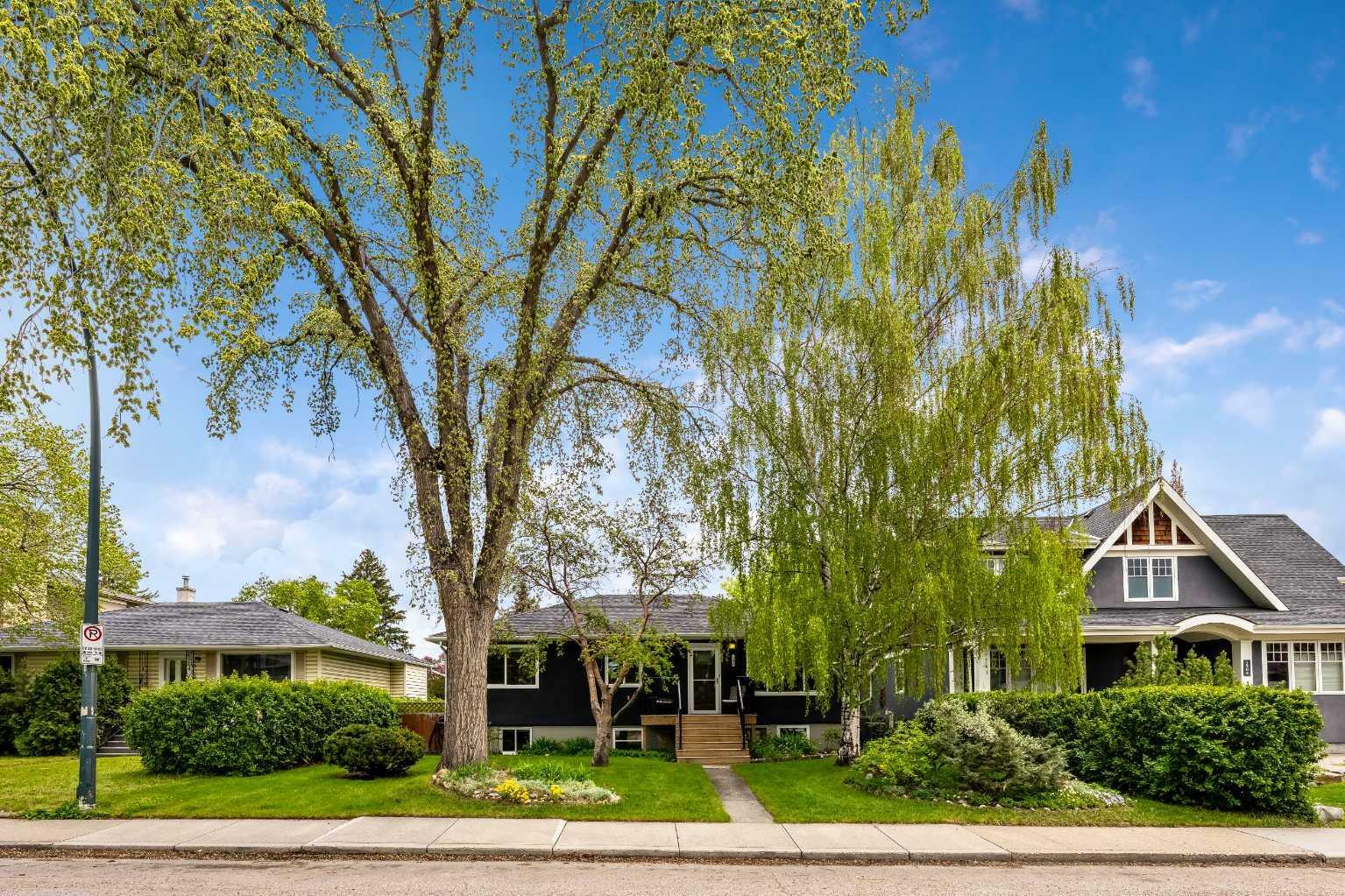 Photo de la propriété: 1308 20 Street NW AB T2N 2K6