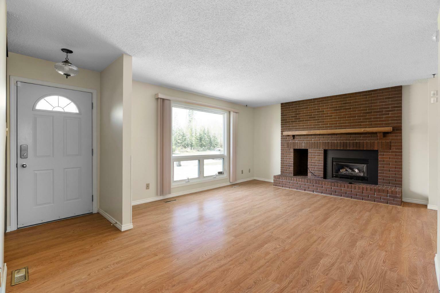 Photo de la propriété:  789 Timberline Drive  AB T9K 1B1 