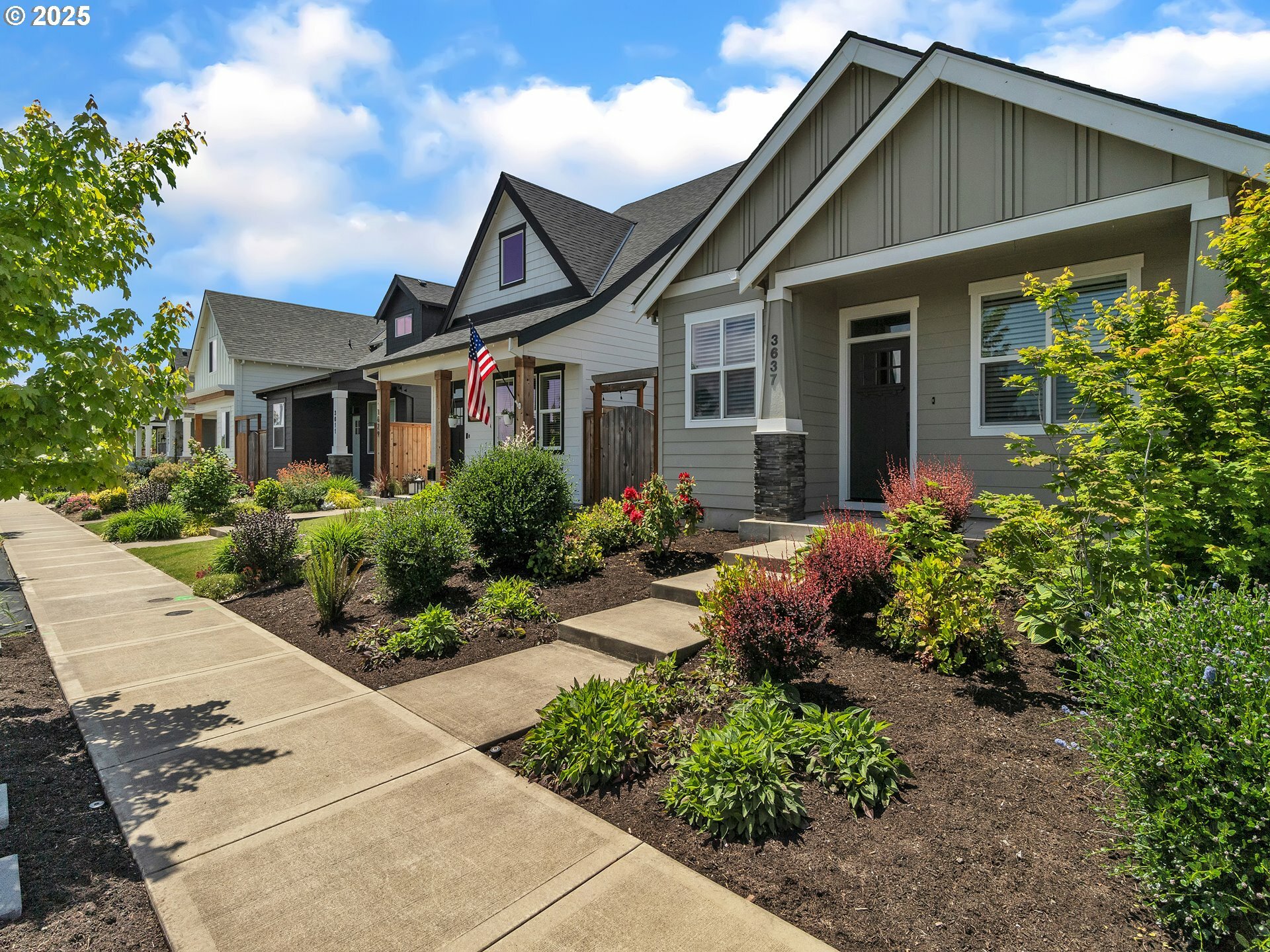 Property Photo: 3637 NE McDonald Ln OR 97128
