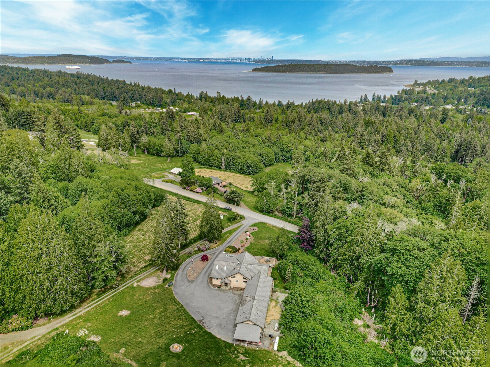 Property Photo: 3188 Hinkley Road SE WA 98366