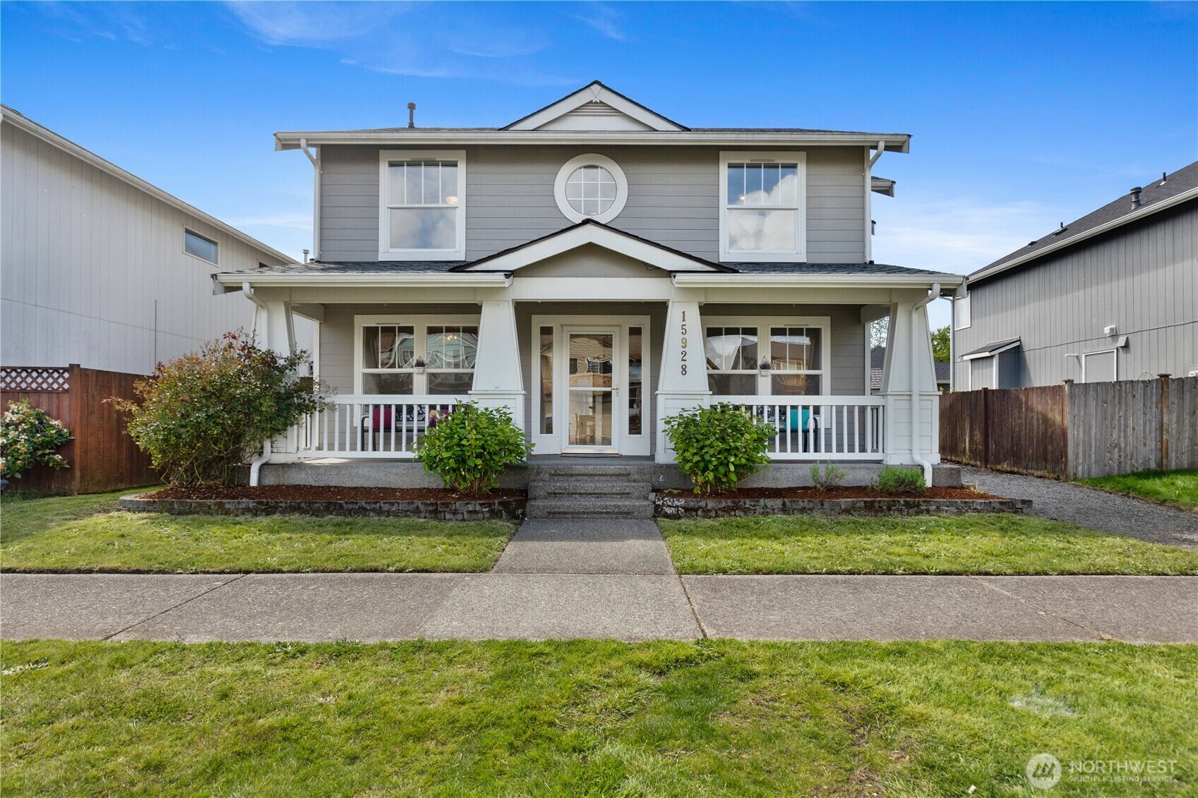 Property Photo: 15928 Lakeview Avenue SE WA 98272