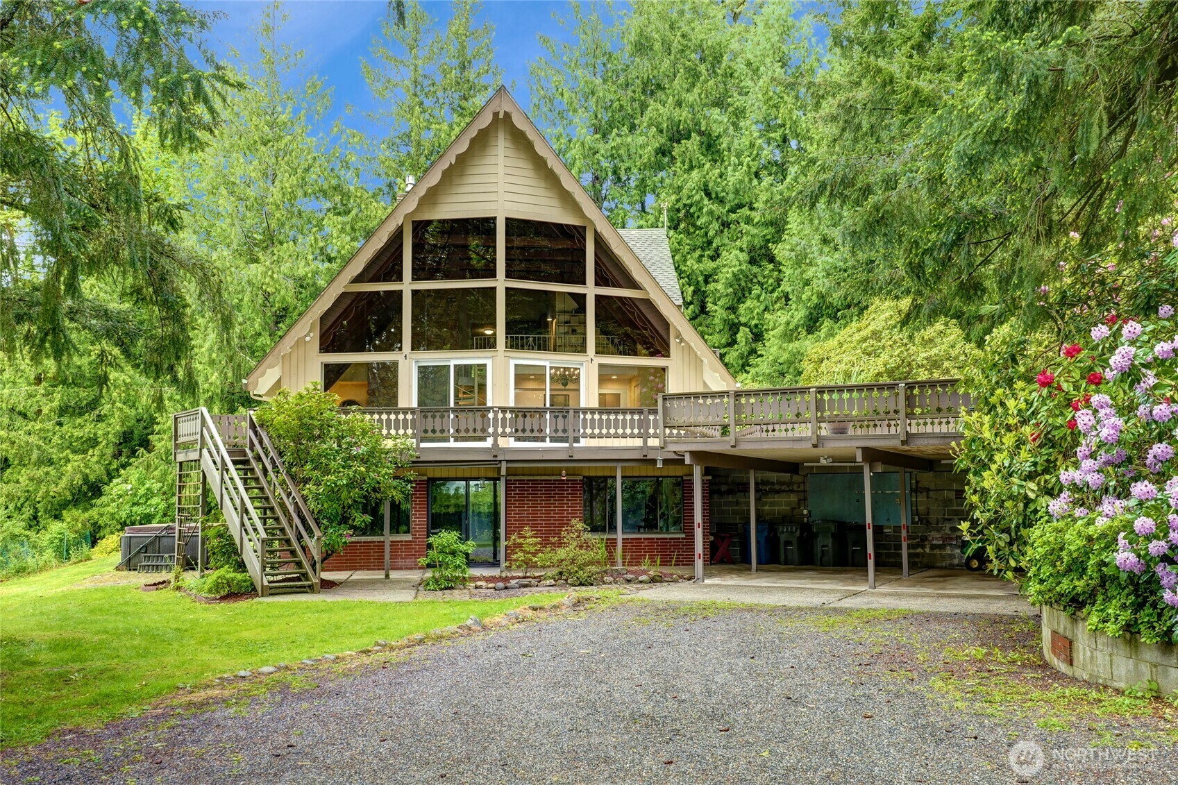 Property Photo: 15731 Tiger Mountain Road SE WA 98027