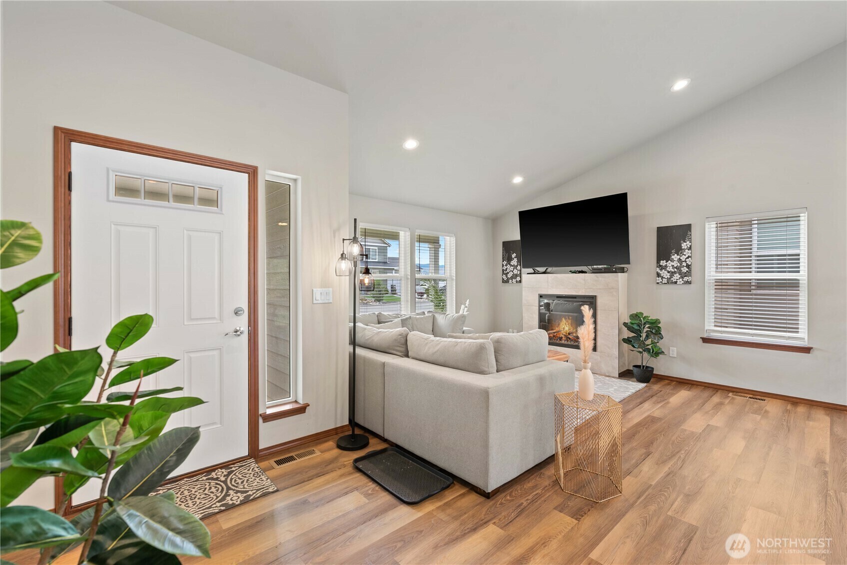 Property Photo: 337 Hammond Lane WA 98850