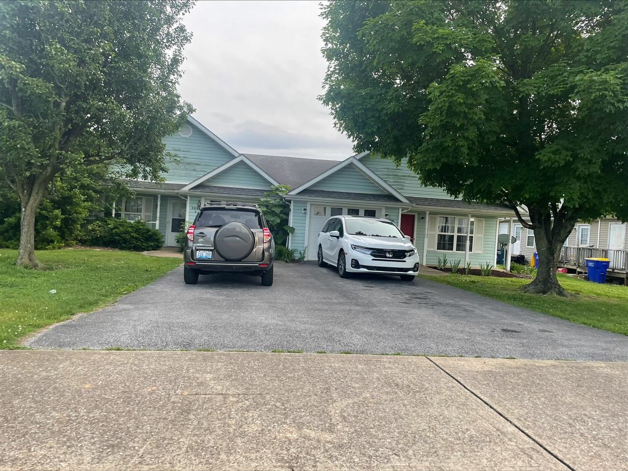 Property Photo:  2054 Salisbury Drive  KY 42101 