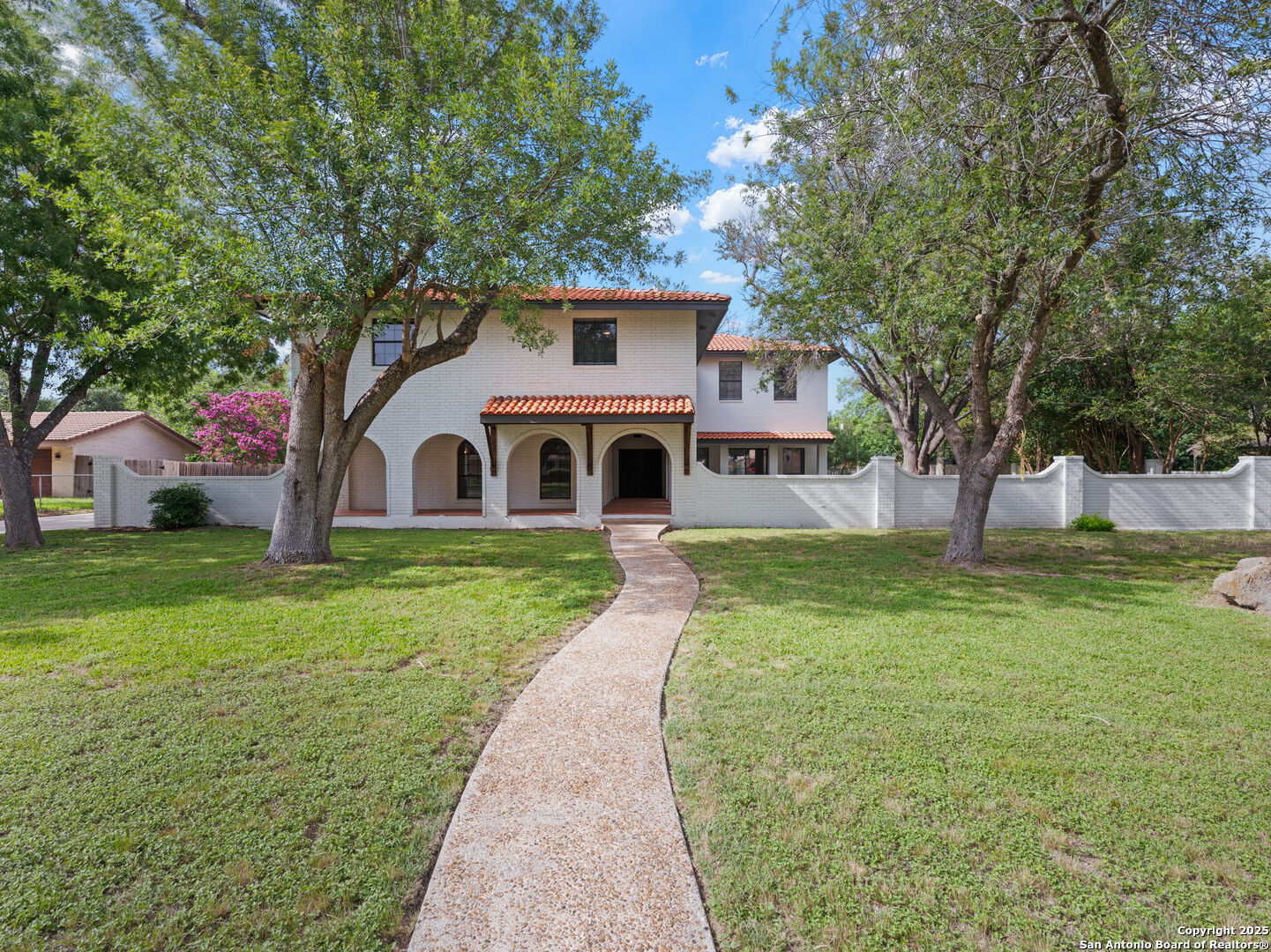 Property Photo: 520 Sagecrest Dr. TX 78232