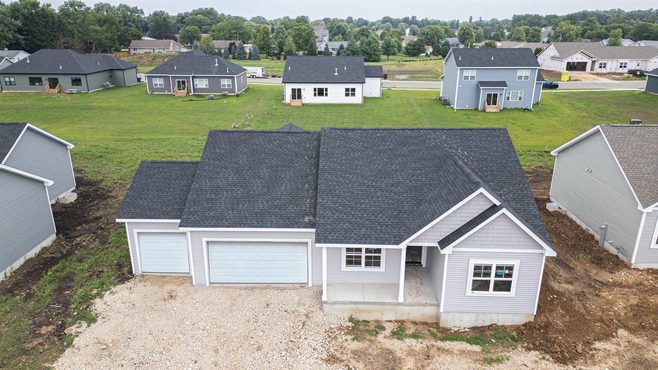 Property Photo:  126 East Evergreen Lane  WI 53563 