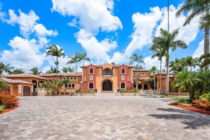 Property Photo:  17201 SW 248th St  FL 33031 