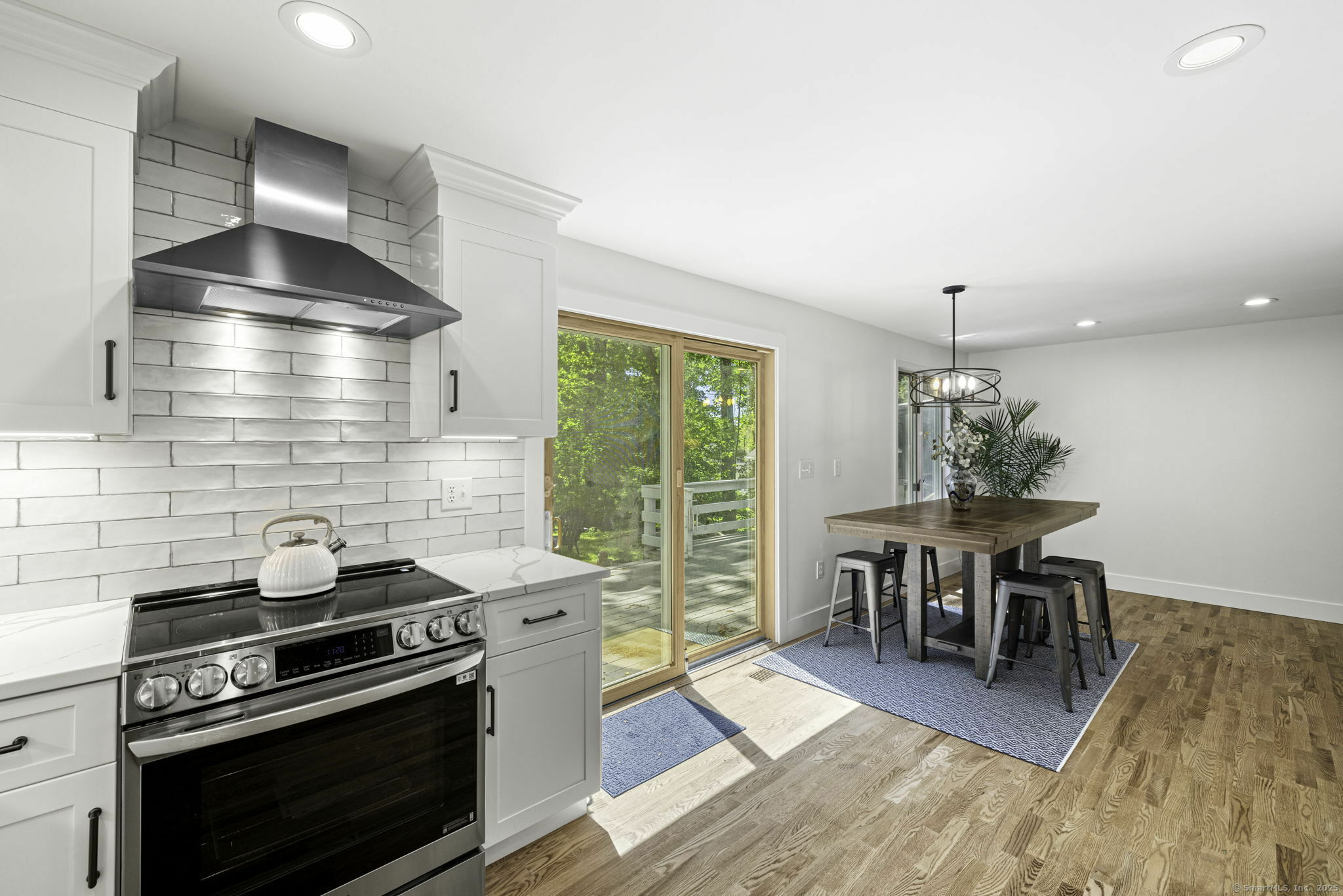 Property Photo:  39 Falmouth Road  CT 06825 