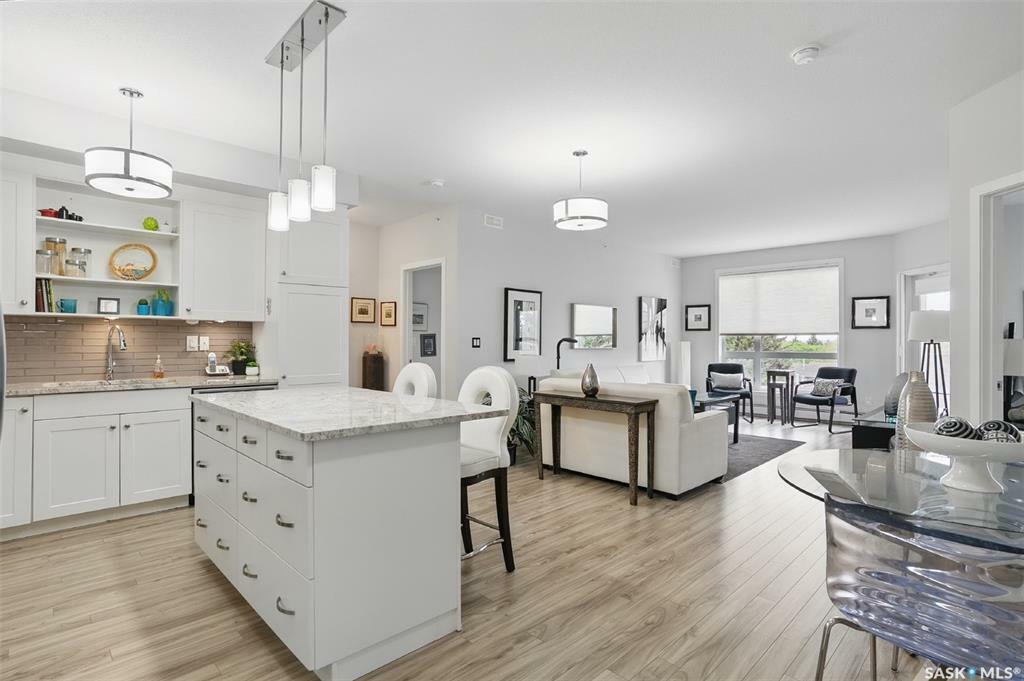 Property Photo: 1025 Moss Avenue 308 SK S7H 4C7