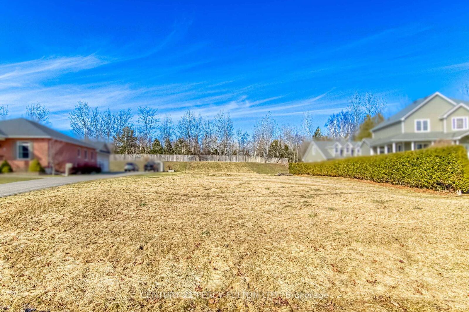 Photo de la propriété:  756 King Street W  ON K9A 2P2 