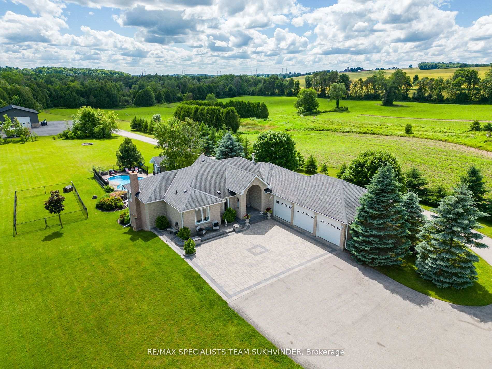 Property Photo: 5224 6th Line ON L7J 2L8