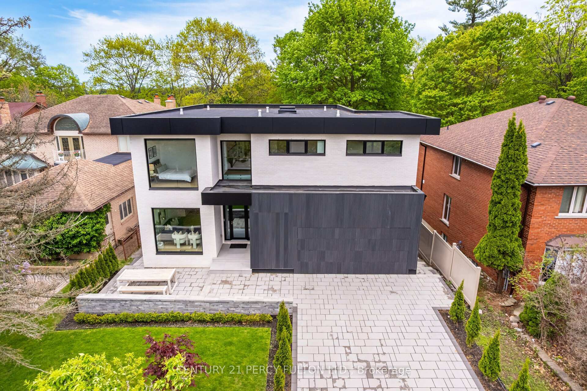 10 Haida Court  Toronto ON M1C 3L1 photo