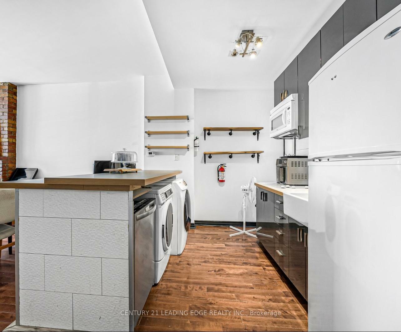 Property Photo: 2 Monteith Street ON M4Y 1K7