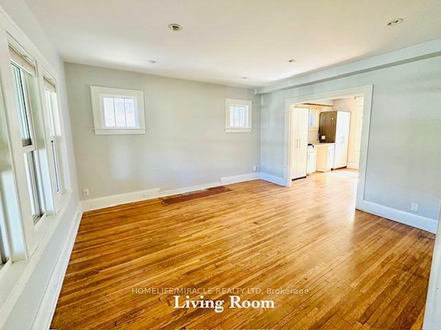 Property Photo: 1037 Bruce Avenue ON N9A 4Y1