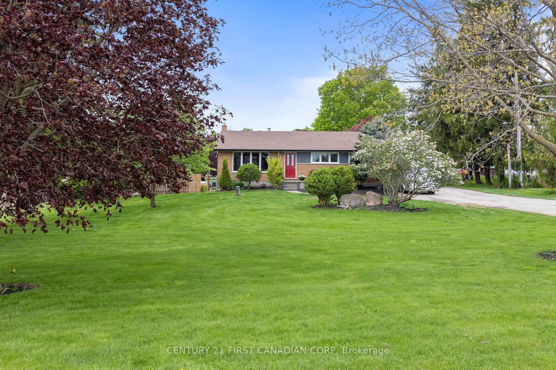 Photo de la propriété: 5270 Trafalgar Street ON N0L 1G4