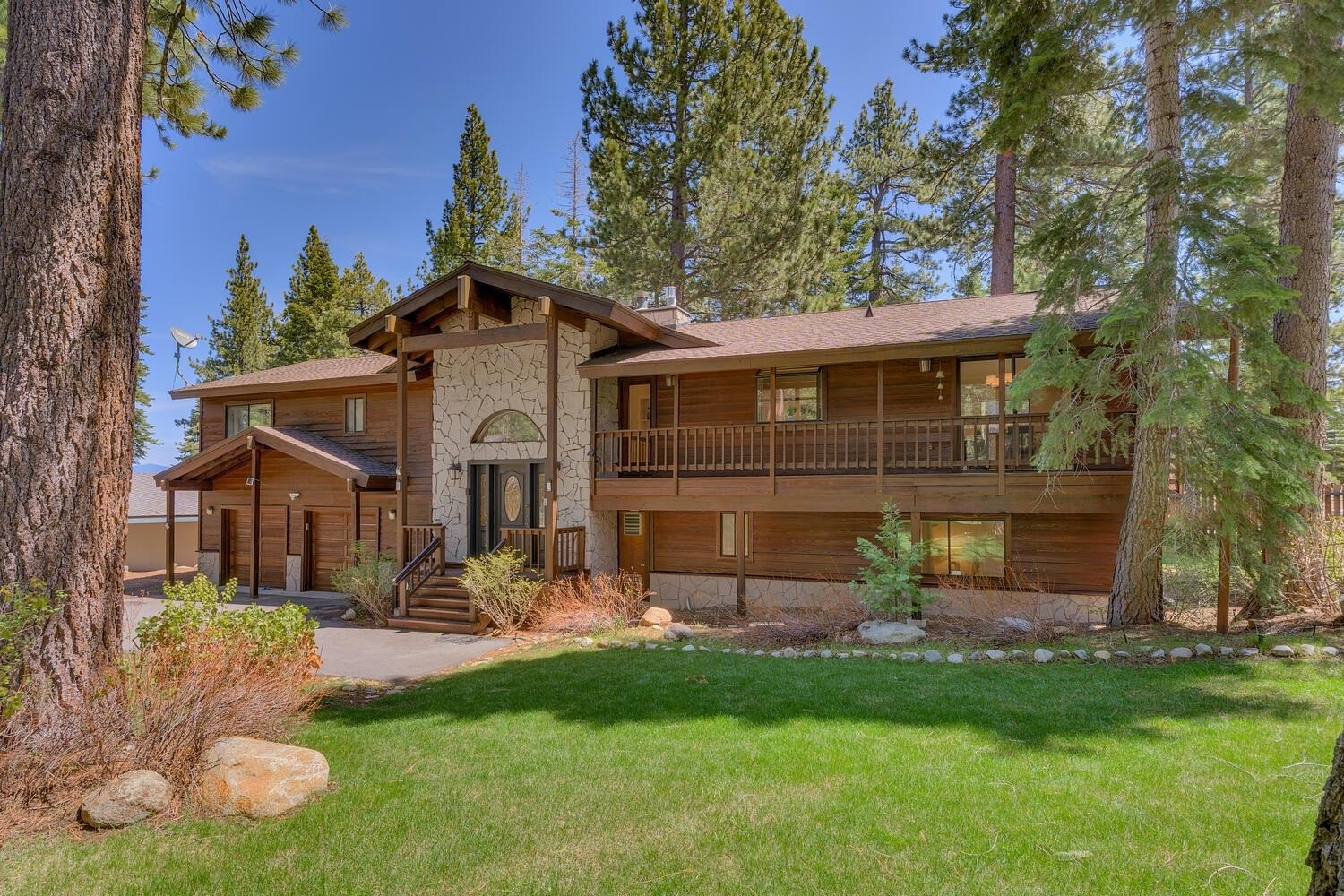 Property Photo:  20 Moana Circle  CA 96142 