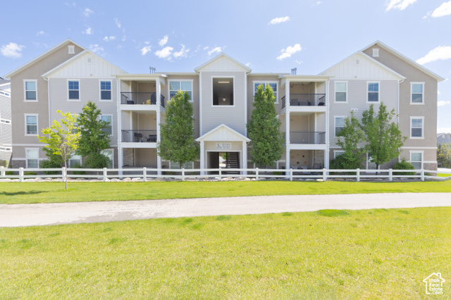 Property Photo: 13092 S Tortola Dr 101 UT 84096