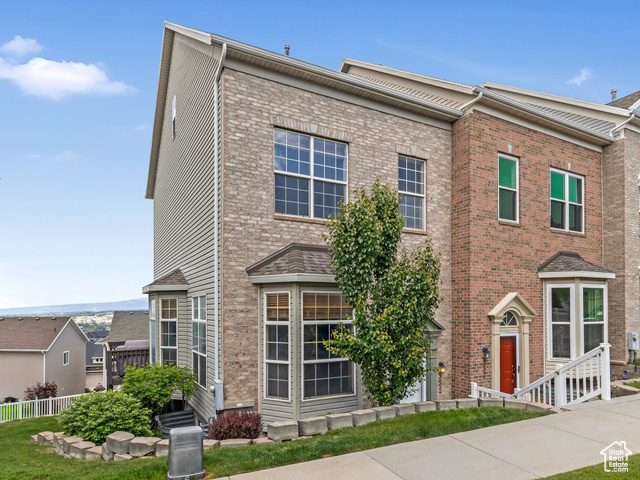 Property Photo: 955 E Senior Band UT 84020