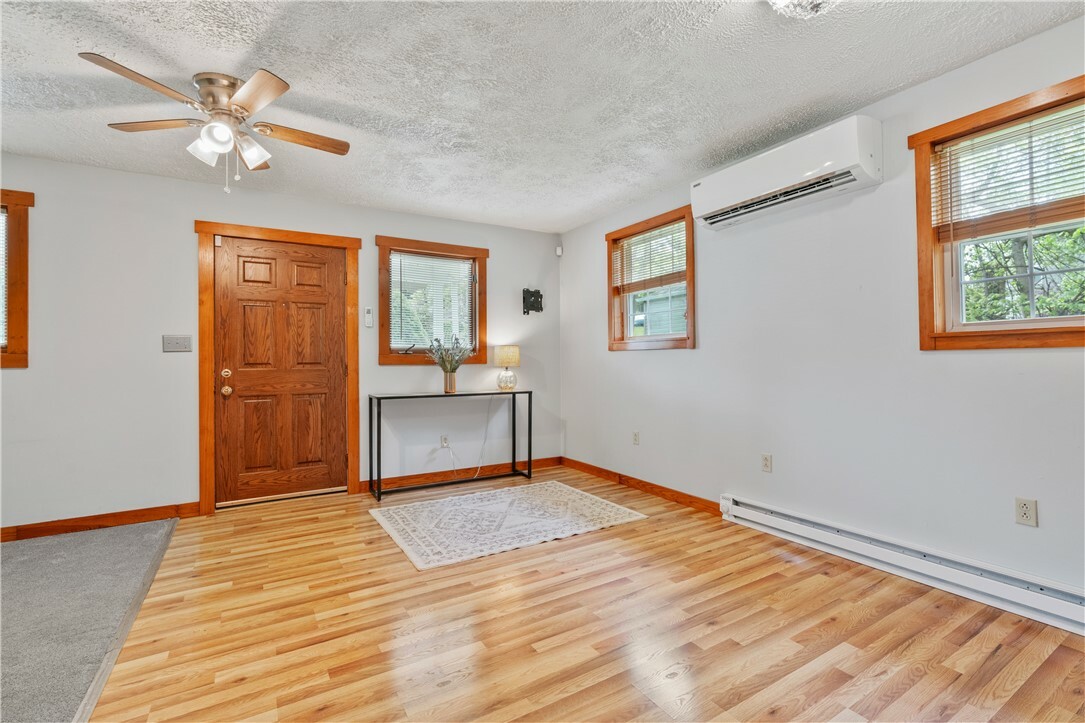 Property Photo: 660 Brownstown Rd PA 15647