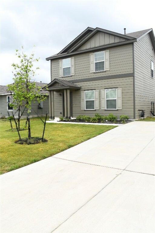 Property Photo:  504 Sunray Drive  TX 78644 