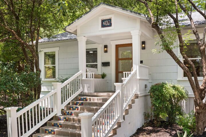 2004 Bremen Street  Austin TX 78703 photo