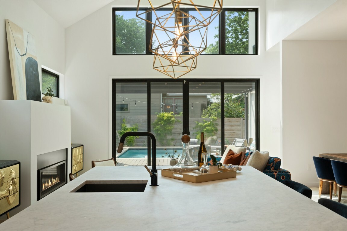 Property Photo: 2010 Oxford Avenue TX 78704