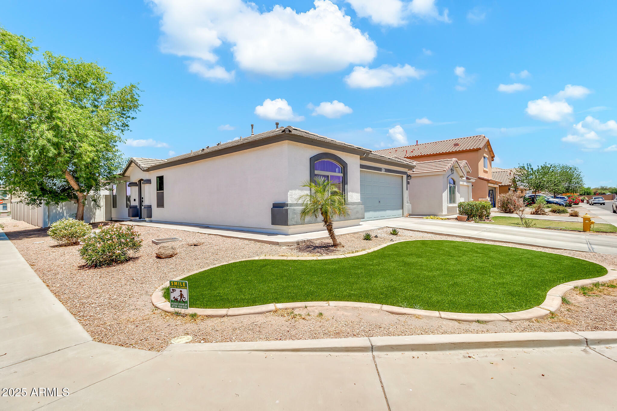 Property Photo: 1384 E Leslie Avenue AZ 85140