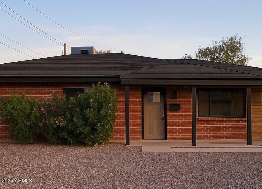 Property Photo: 2043 E Oak Street AZ 85006