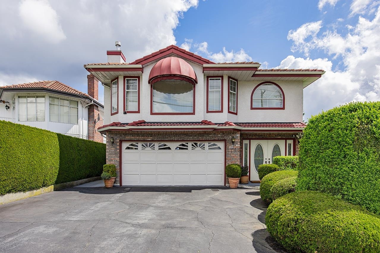 Property Photo: 7168 Sussex Avenue BC V5J 3V3