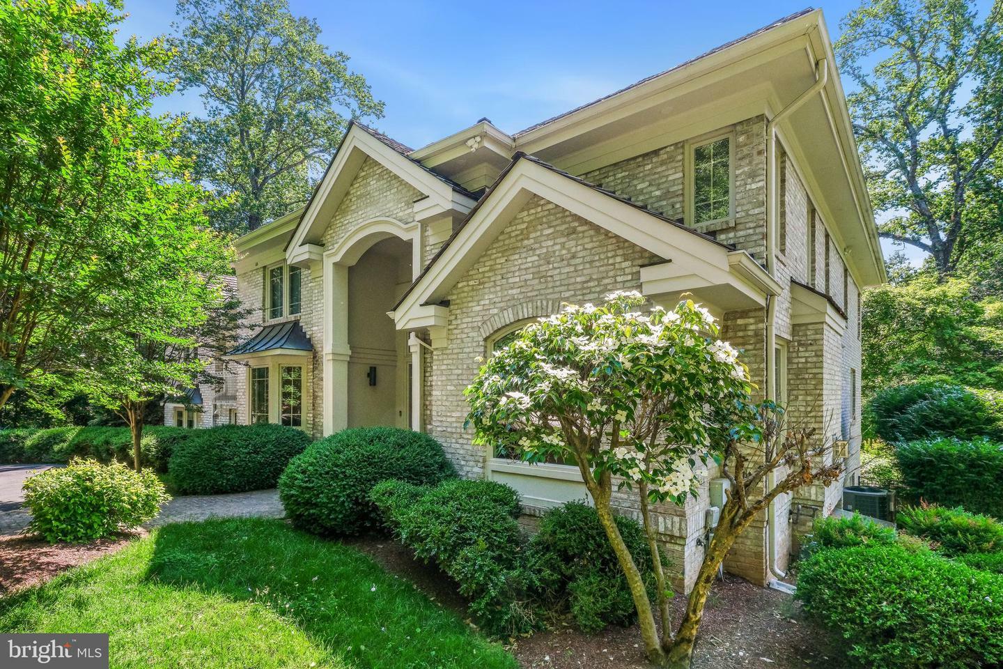 Property Photo: 7005 Natelli Woods Lane MD 20817