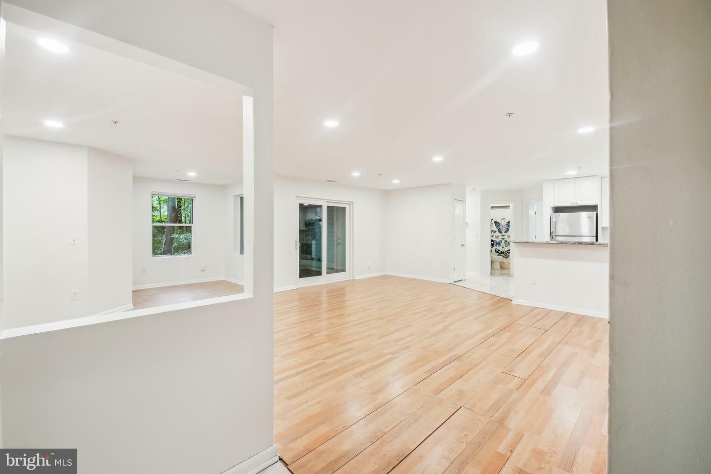 Property Photo: 30 Hearthstone Court C MD 21403