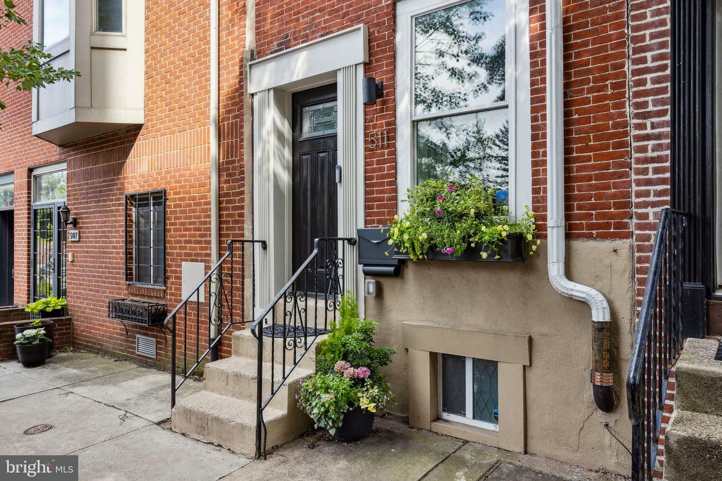 511 S 27th Street  Philadelphia PA 19146 photo