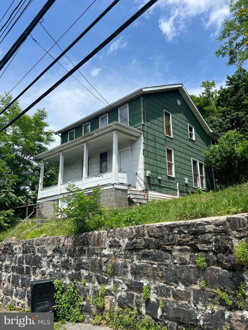 Property Photo: 310 Williams Street MD 21502