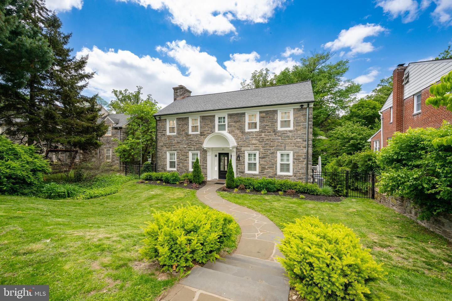 Property Photo: 22 Overbrook Parkway PA 19096