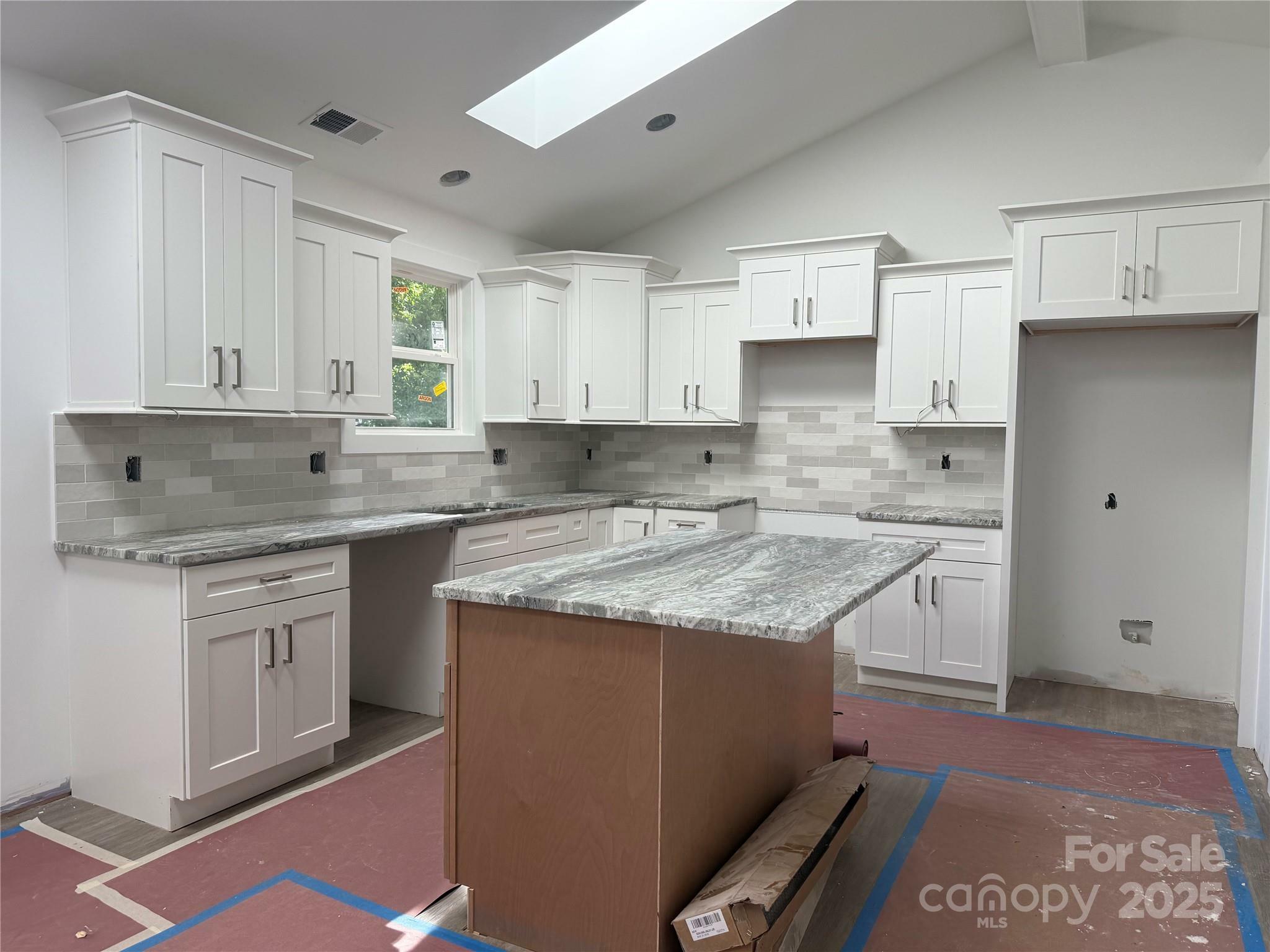 Property Photo: 2027 Marquesas Avenue SC 29708