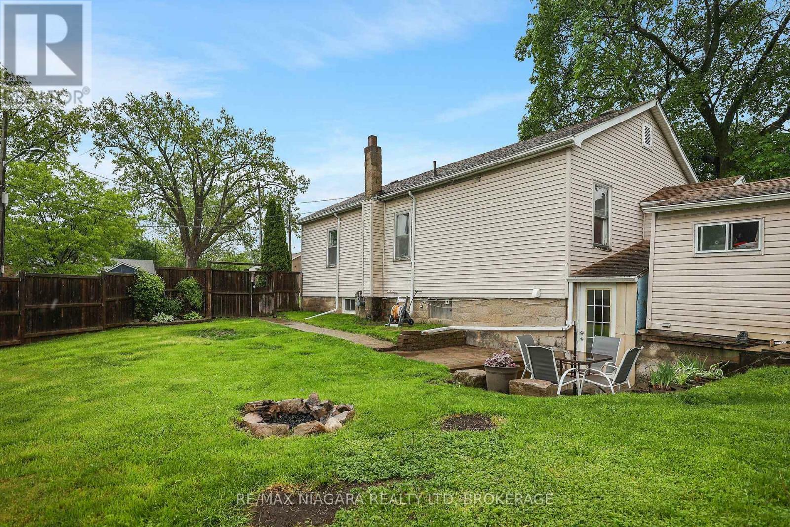 Property Photo: 232 Merritt Street ON L2T 1J8