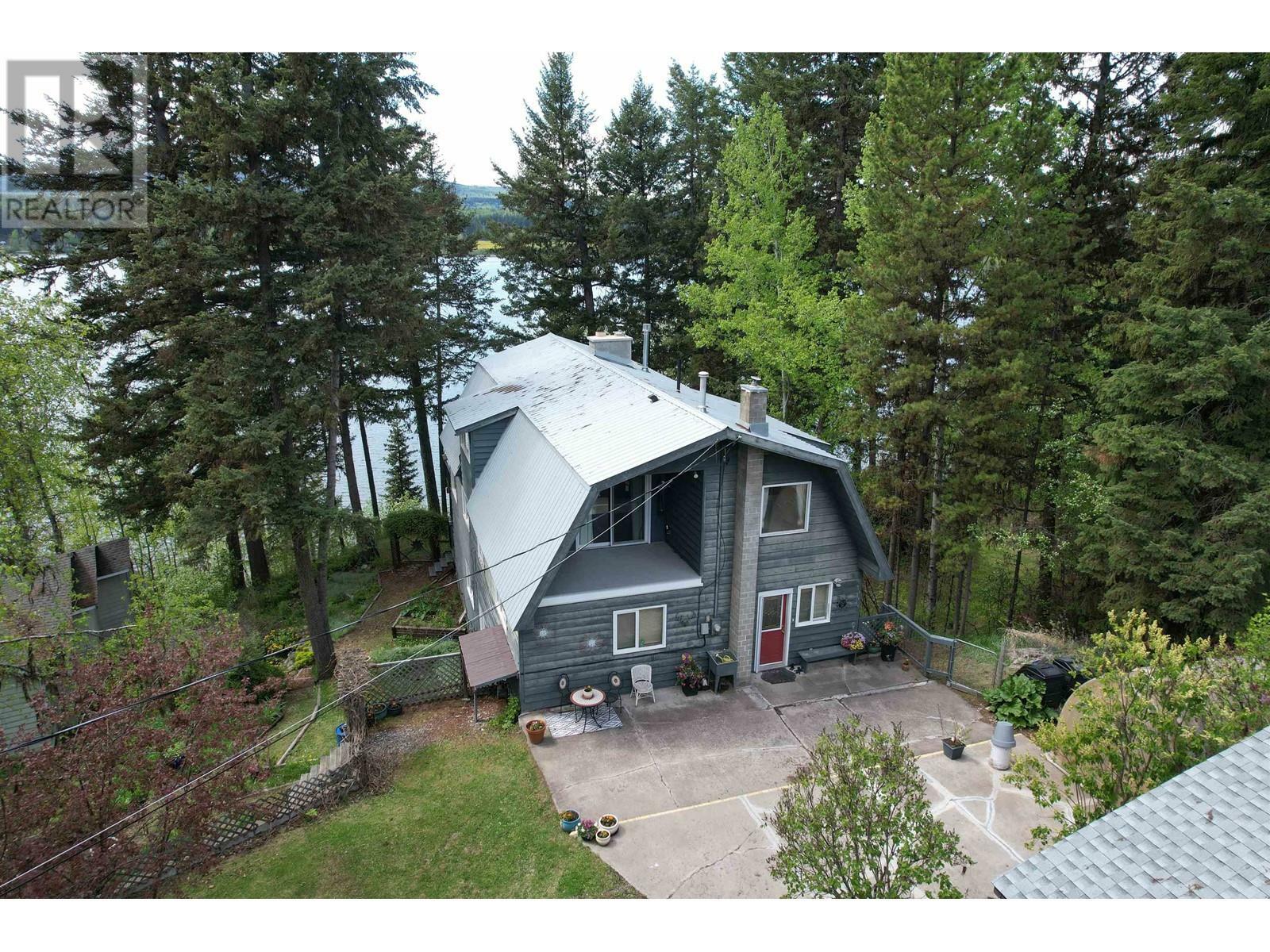 Property Photo: 2249 Barker Road BC V2J 7B7