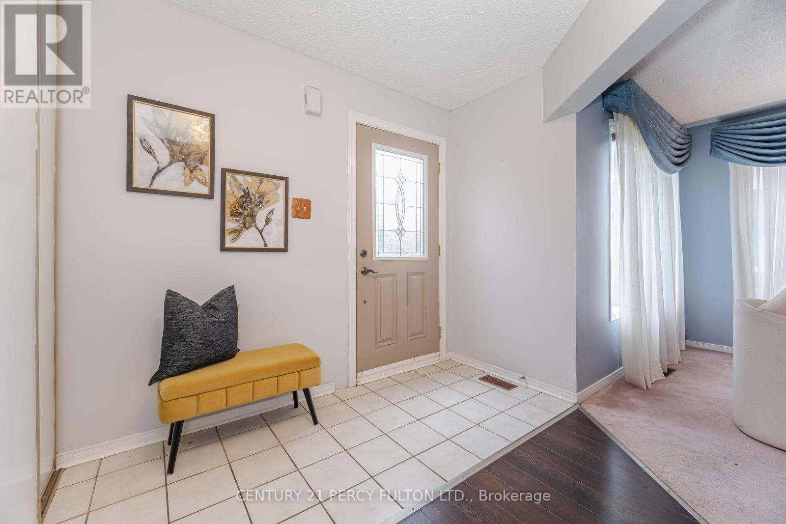 Property Photo:  42 Bennett Avenue  ON L1T 3R8 